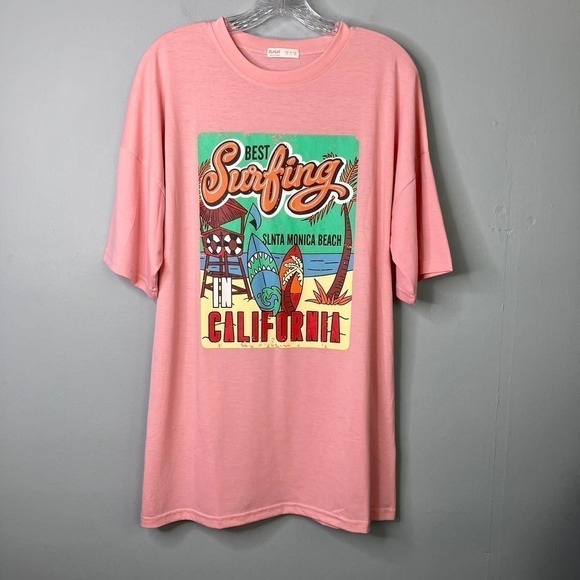ROMWE Tops - Romwe Casual Oversized Tee Best Surfing Santa Monica California Women's S Retro